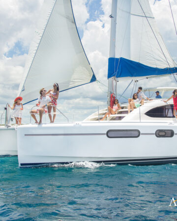 ISLA MUJERES LUXURY SAILING